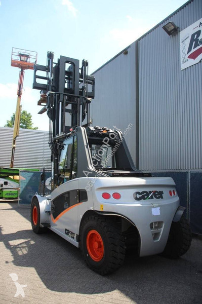 Forklift