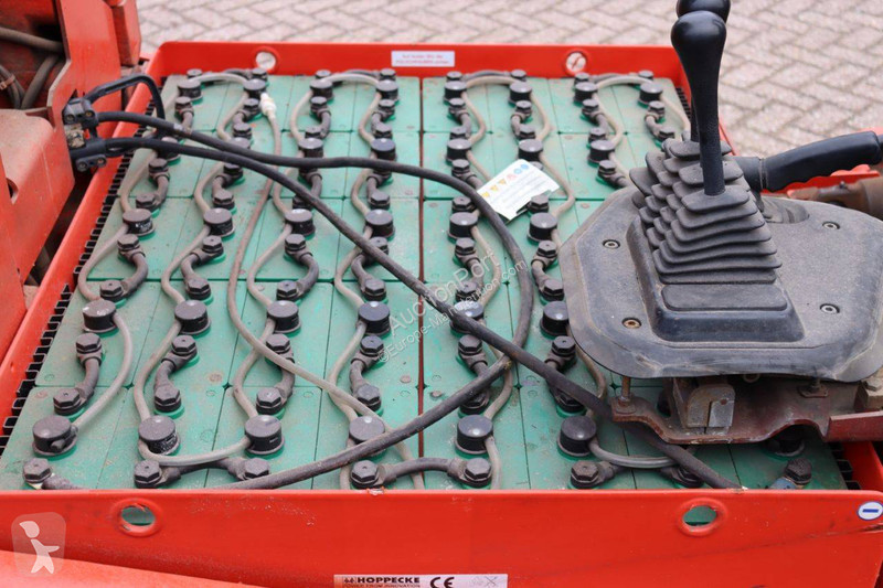 Carretilla elevadora Linde E30-01