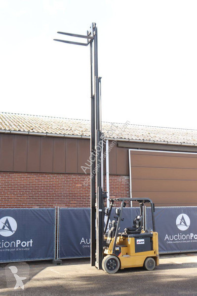 رافعة شوكية Caterpillar EC25NY-AC