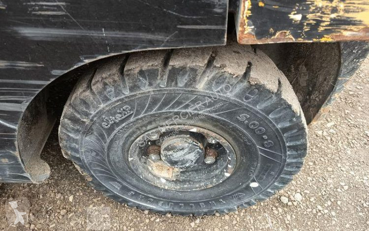 Empilhador elevador Hyster chariot mat