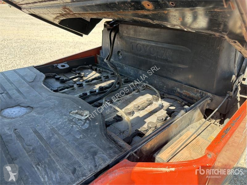 Empilhador elevador Toyota 7FBH25