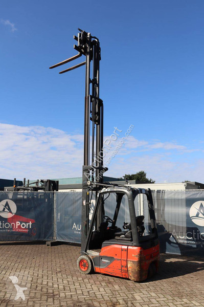 Carretilla elevadora Fenwick E15-02