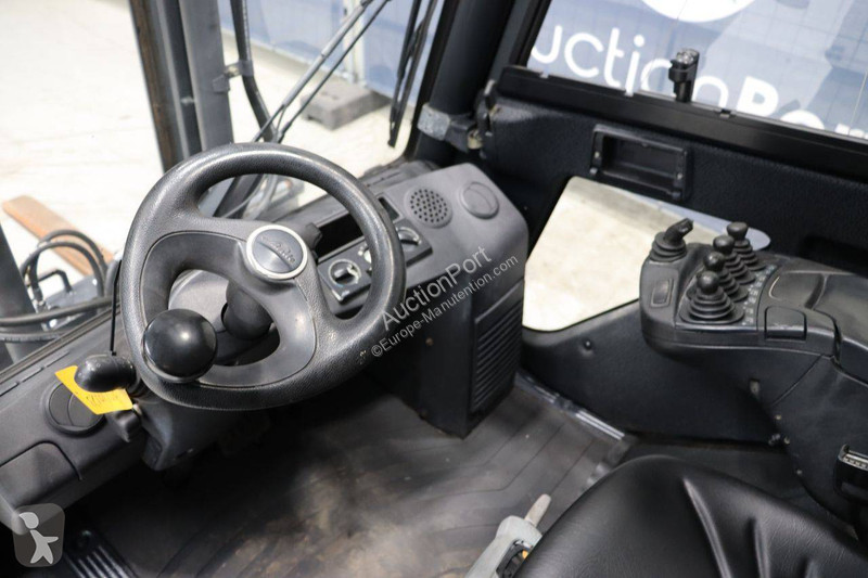Chariot élévateur Linde CNG-02