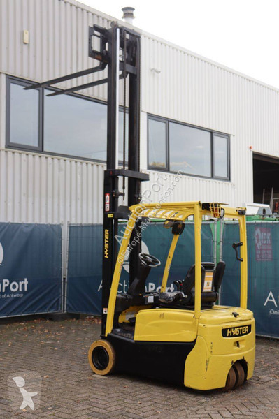 Chariot élévateur Hyster MWB