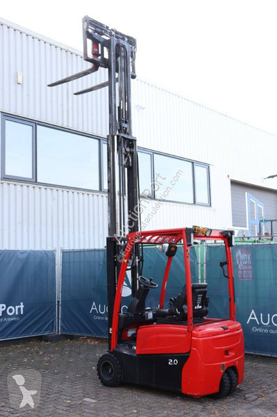Chariot élévateur Hyster MWB