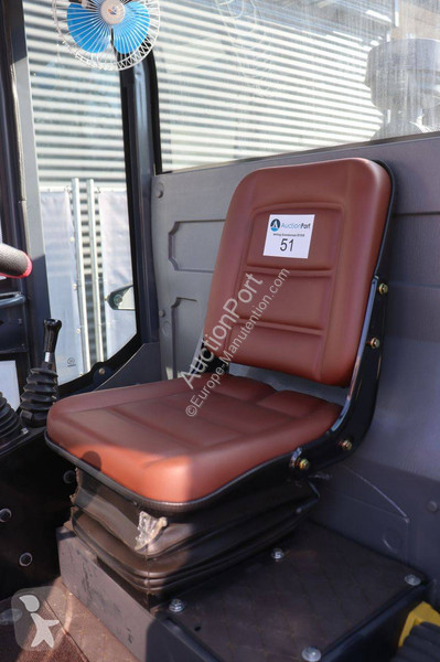 Chariot élévateur  CPC35