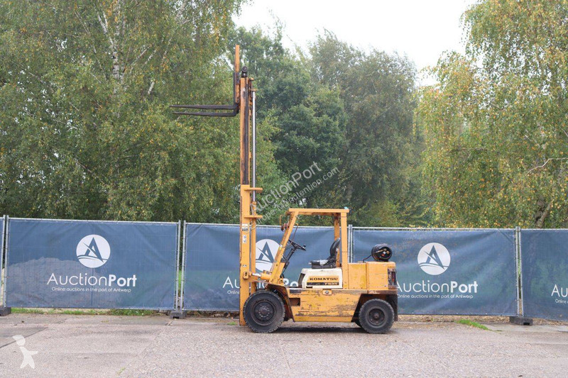 Chariot élévateur Komatsu FG35-4