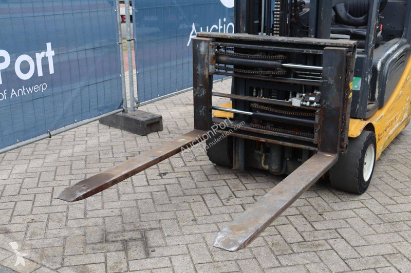 Stivuitor Jungheinrich EFG216k