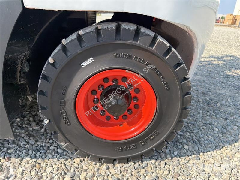 Навантажувач вилковий Bobcat D30NXP 3000 kg...