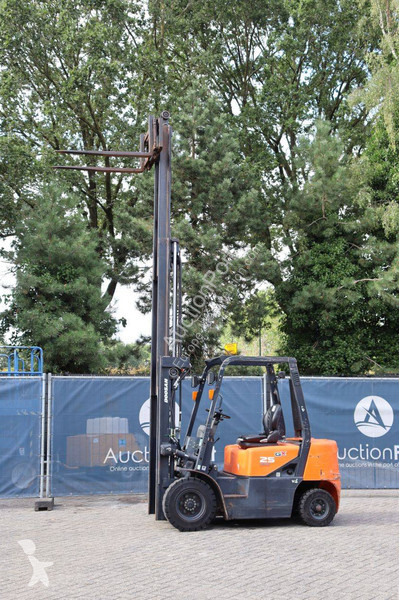 Doosan D25G Forklift