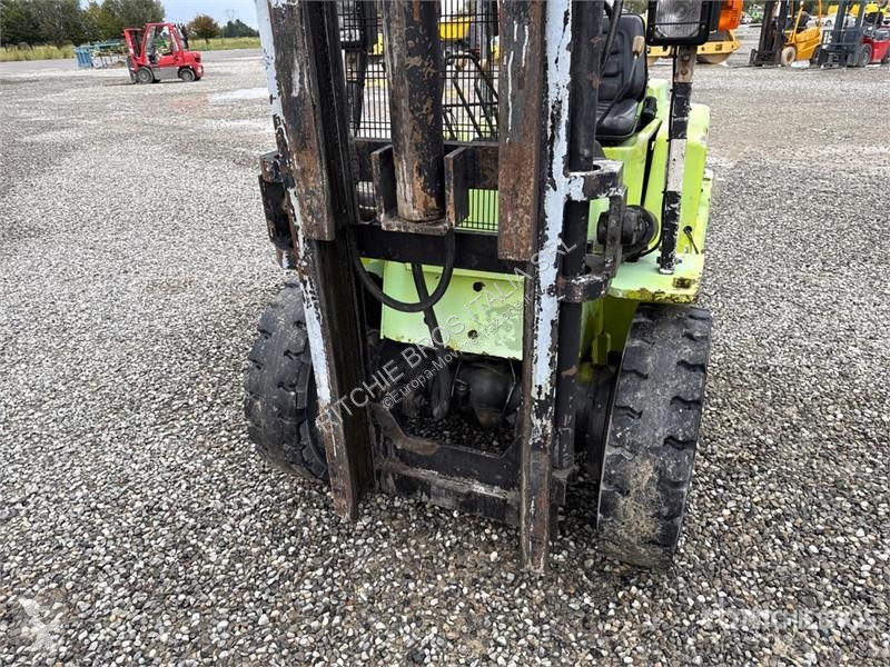 Emelőtargonca Clark C500 Y80PD 4000 kg Forklift