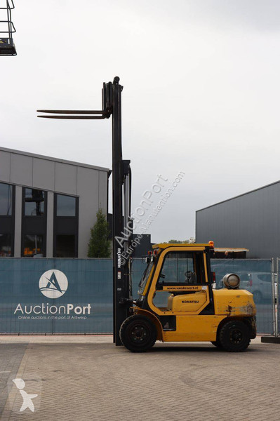 Chariot élévateur Komatsu FG401-7