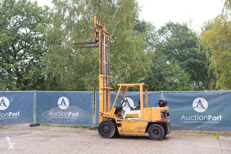 Chariot élévateur Komatsu FG35-4