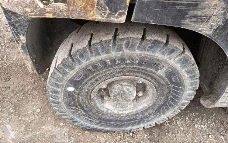 Empilhador elevador Hyster chariot mat