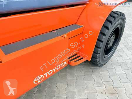Teleskopický manipulátor Toyota