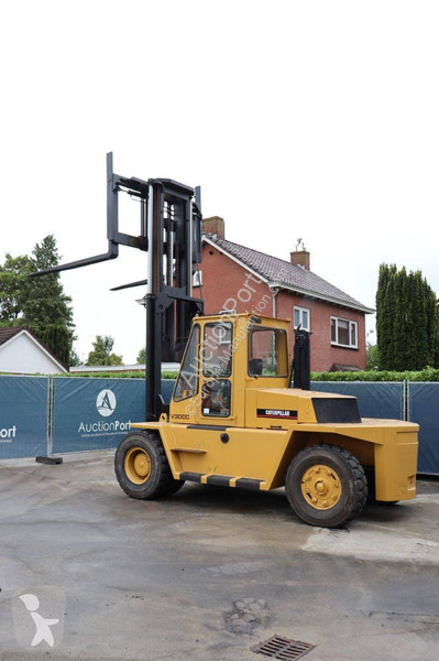Heftruck Caterpillar V300C