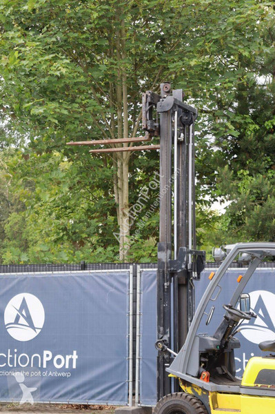 Forklift