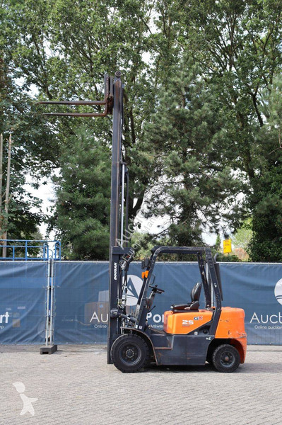 Doosan D25G Forklift