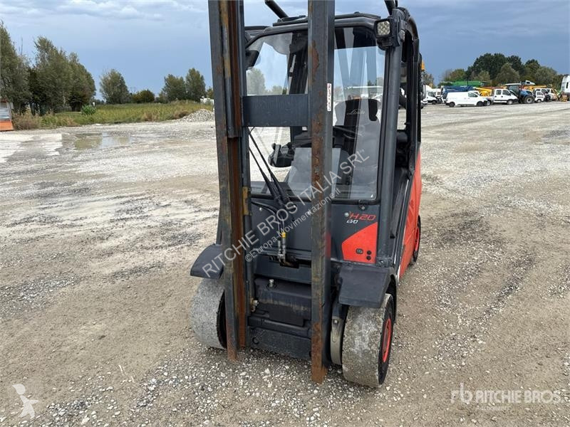 Heftruck Linde H20D-02 2000 kg Forklift