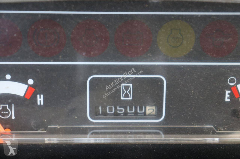 Кар Mitsubishi FD25K