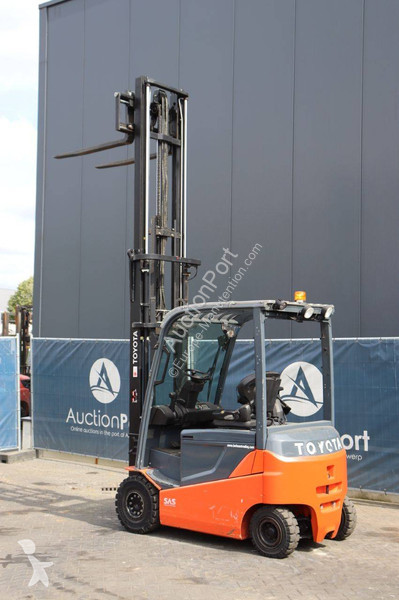 Carrello elevatore Toyota 8FBMKT25