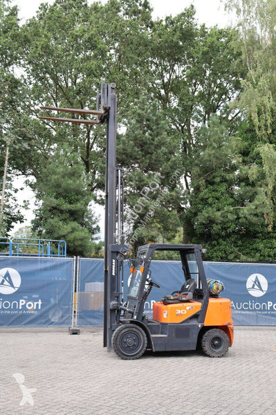 Doosan G30G Forklift