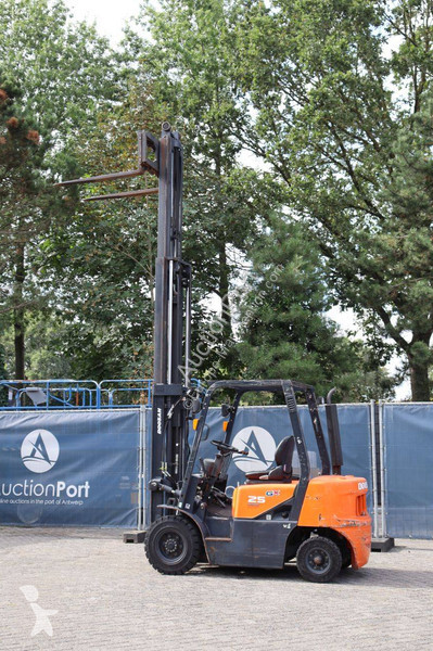 Doosan D25G Forklift