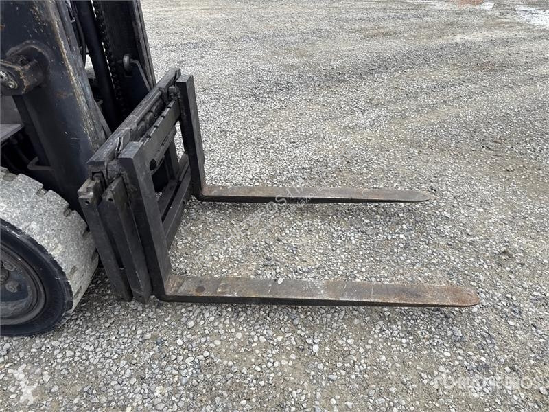 Emelőtargonca Toyota 02-6FDF30 2900 kg Forklift
