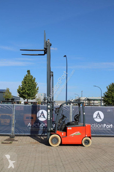 Carretilla elevadora Heli CPD25