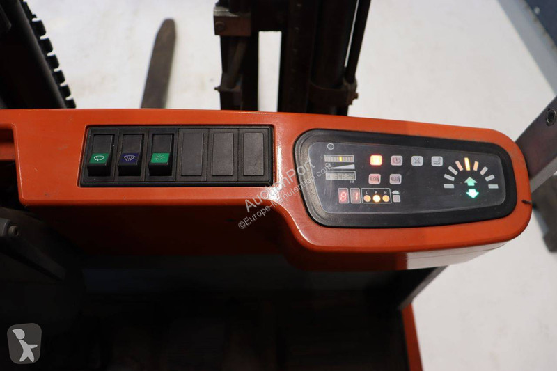 Carretilla elevadora BT C3E130R