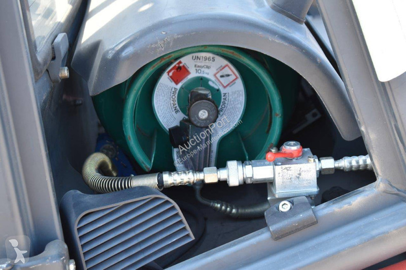 Heftruck Linde T-02