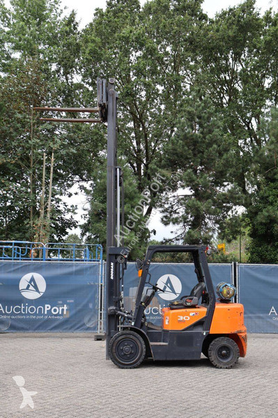 Doosan G30G Forklift