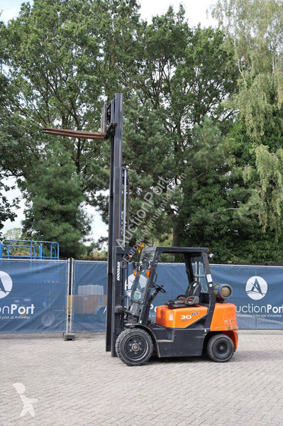 Doosan G30G Forklift