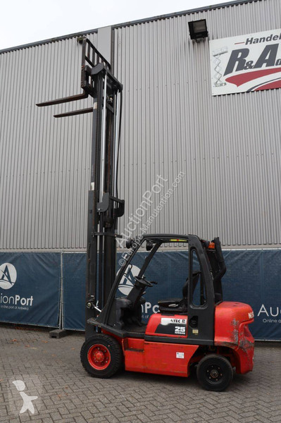 Nissan  Forklift
