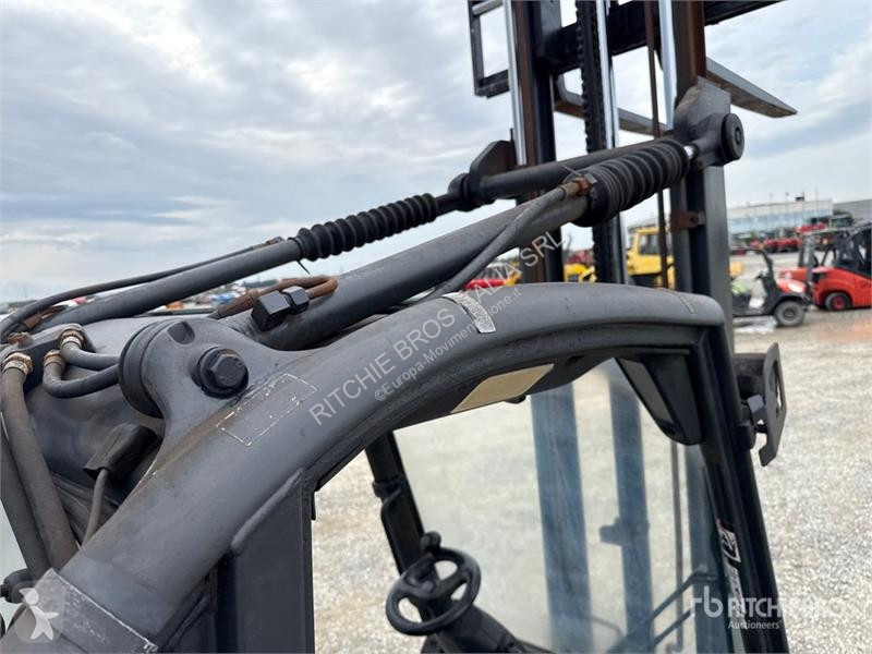 可升降式叉车 Linde H 25D 2500 kg Forklift