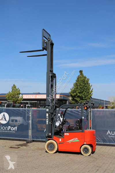 Carretilla elevadora Heli CPD25