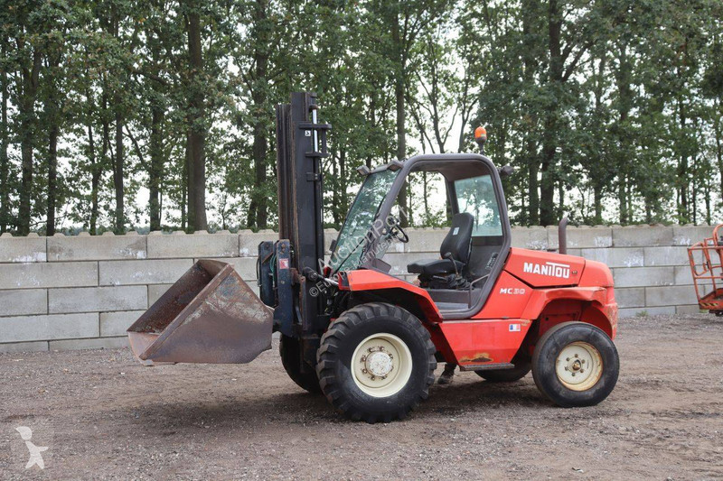 رافعة شوكية Manitou MC 30