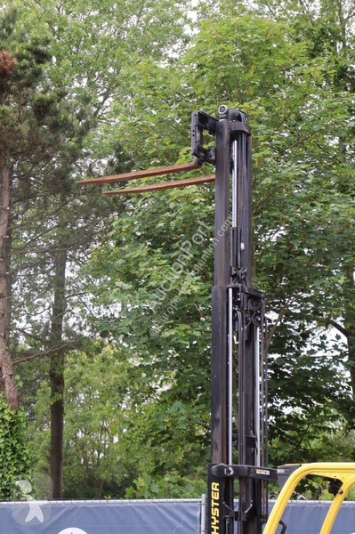 Forklift