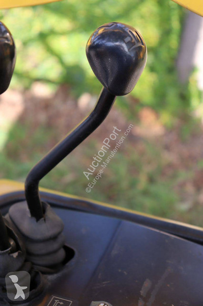 Chariot élévateur Yale GLP25TF V2420