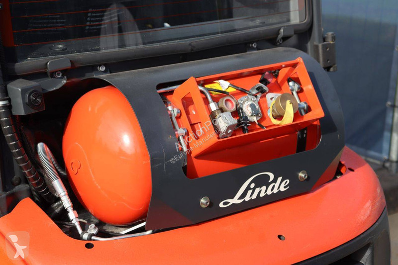 رافعة شوكية Linde