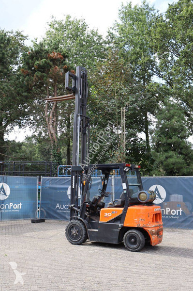 Doosan G30G Forklift