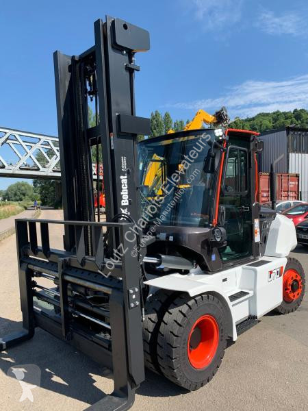 Chariot élévateur Bobcat D70S-9