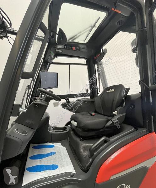 Teleskopický manipulátor Linde H 30 D 1202