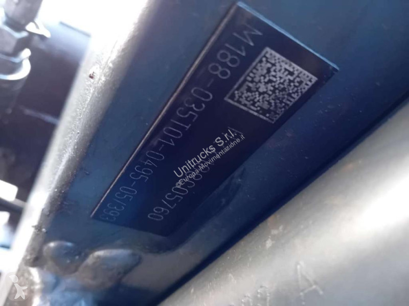 Teleskopický manipulátor Linde H35D-01