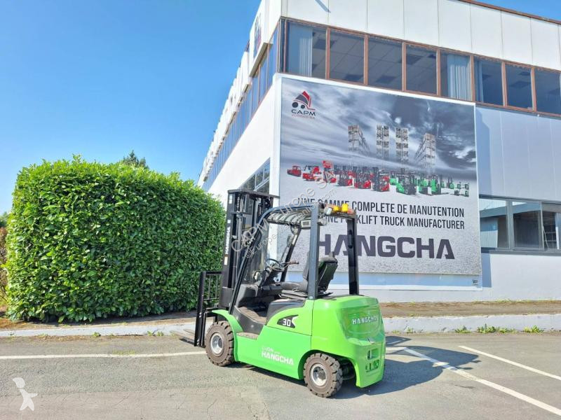 Teleskopický manipulátor Hangcha  XC30i