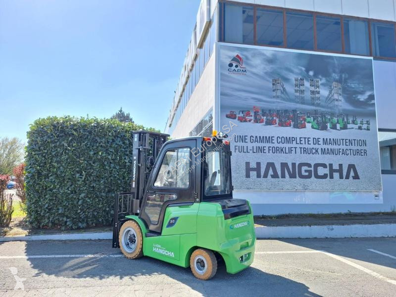 Teleskopický manipulátor Hangcha  AE30-I