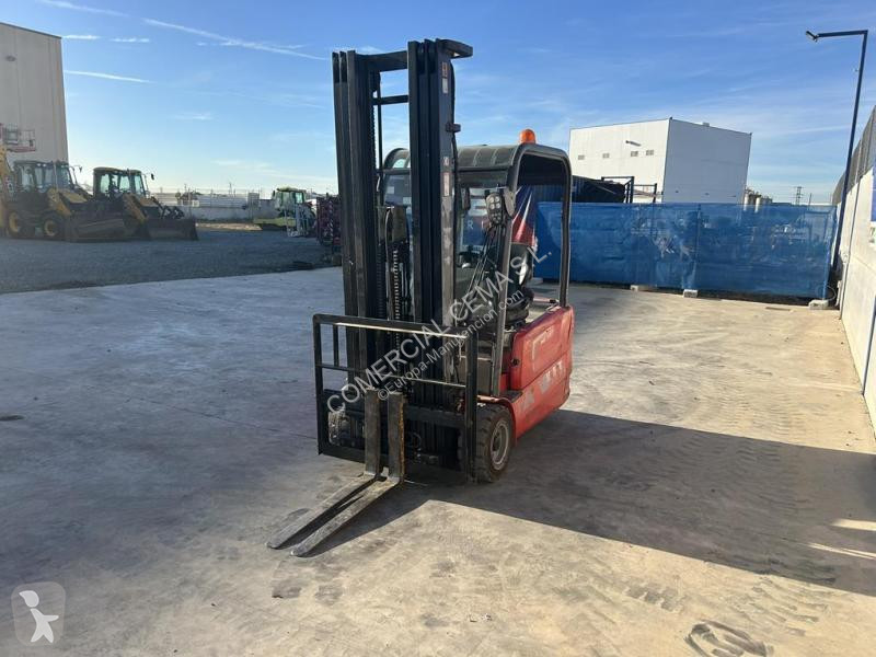 Carretilla elevadora Manitou  ME320