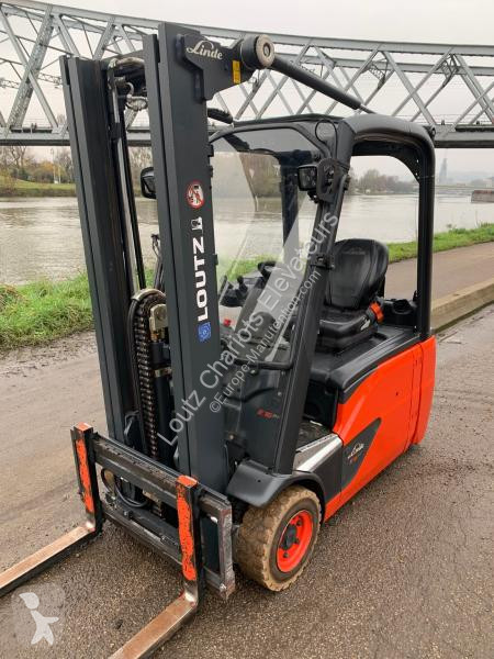 Chariot élévateur Linde  E16L-02