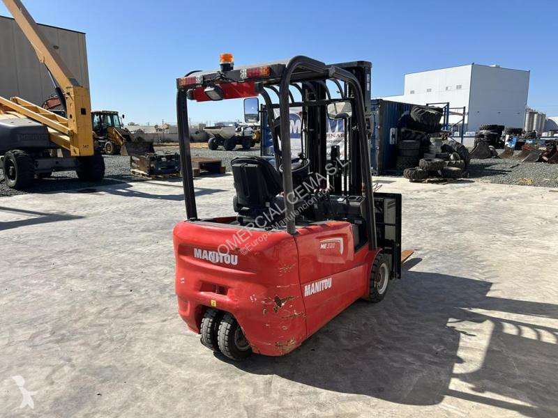 Carretilla elevadora Manitou  ME 320