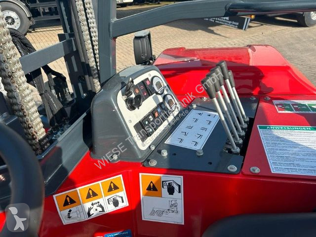 Stivuitor Moffett CARGOTEC - Tragkraft 2.500 kg...